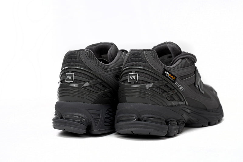 New Balance 1906R Black Metallic